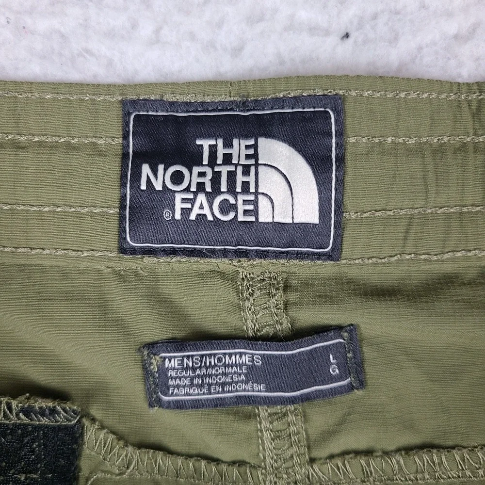 The North Face Shorts Mens Large Olive Green Running Hiking Training Activewear